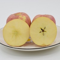 陜西禮泉紅富士蘋(píng)果 陽(yáng)光蘋(píng)果脆甜多汁 五斤一箱廠家直供一件代發(fā)